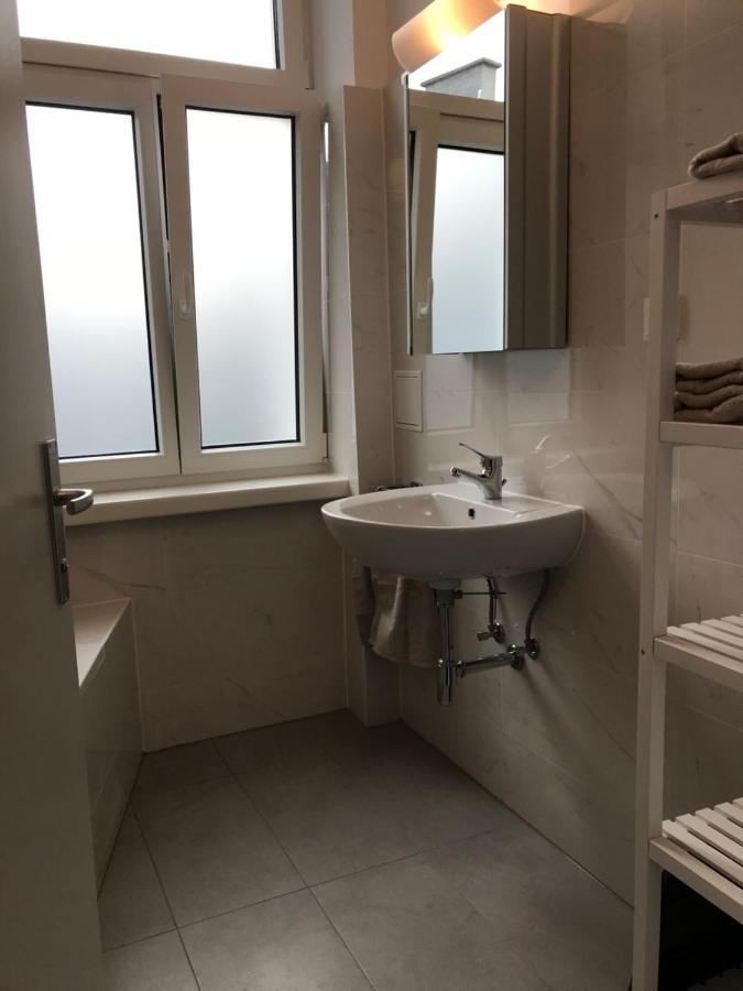 New • City-Park Apartment In The Vienna Center. Esterno foto